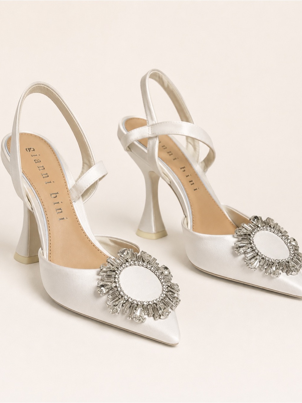 Gianni Bini Bridal Ivory Satin Crystal Slingback Heels Size 7M New